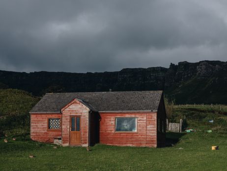 No Man Is an Island : Nancy Jesse dépeint le quotidien d’une île autosuffisante